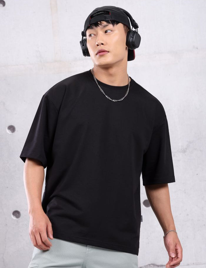 KOTTY Printed Men Round Neck Black T-Shirt