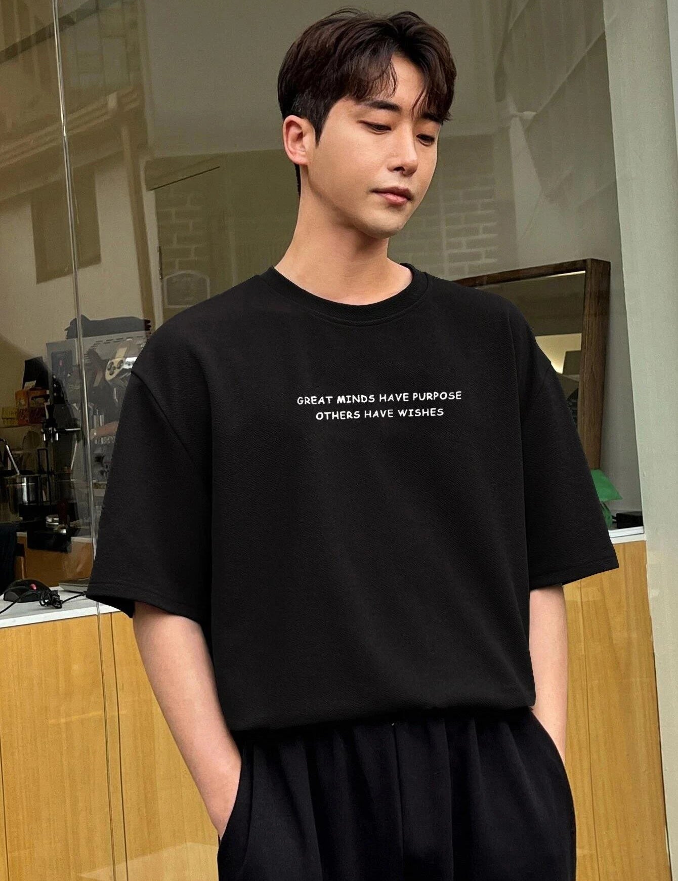 KOTTY Mens Solid Boet Neck Black T-Shirt