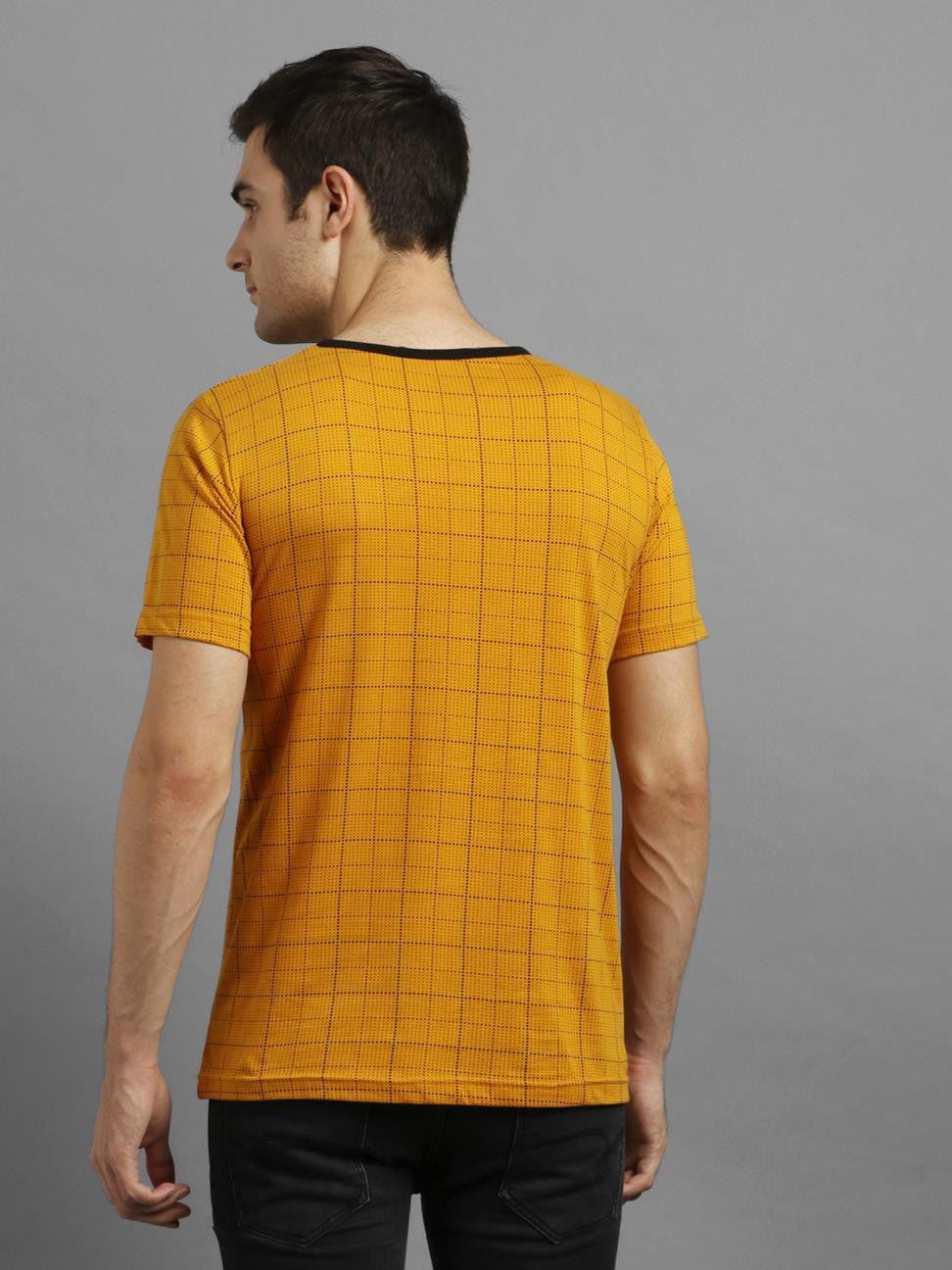 KOTTY Printed Men Round Neck Yellow T-Shirt
