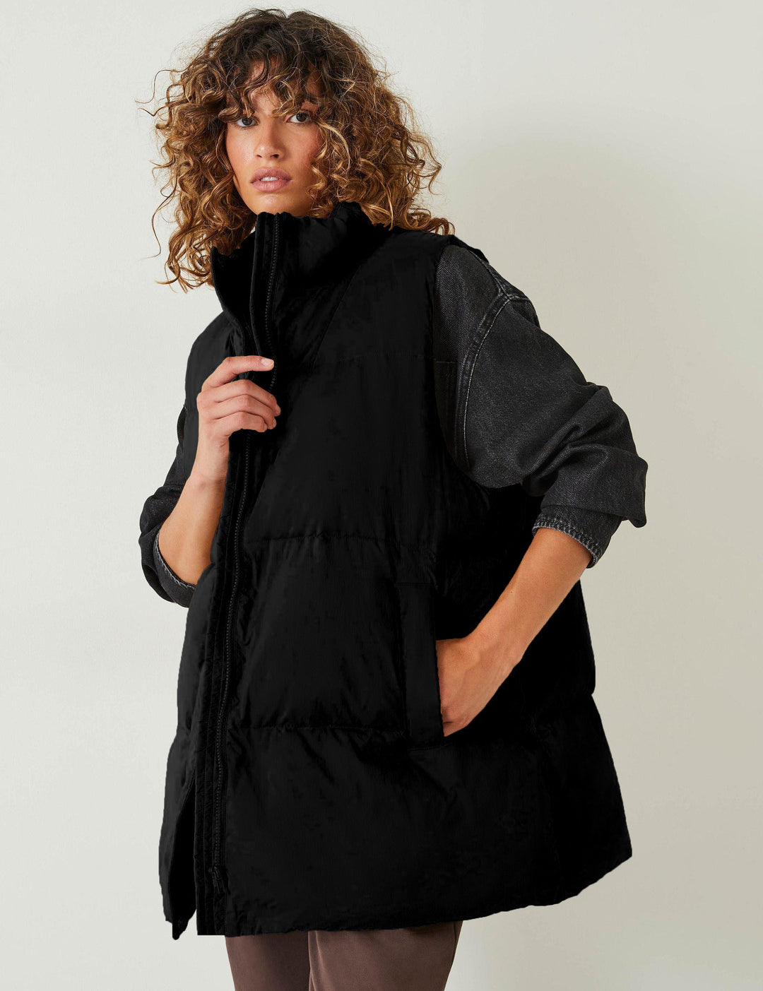 KOTTY Women’s Classic Sleek, Warm, and Perfect for Winter Wear Puffer Jacket