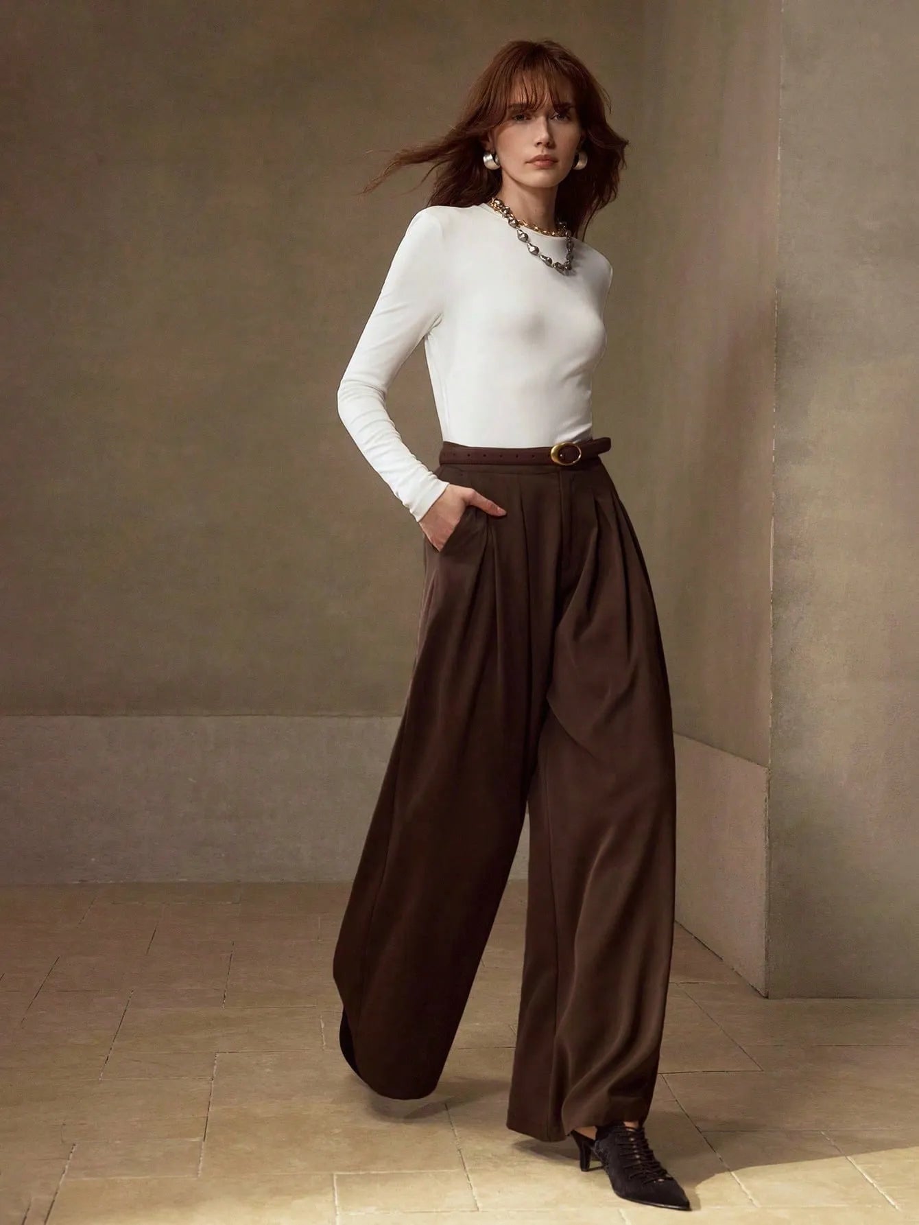 KOTTY Women Solid White Long Sleeve Slim Fit Top