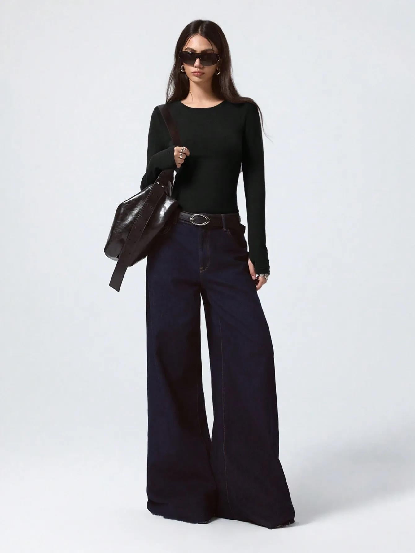 KOTTY Women's Black Long Sleeve Fitted Top