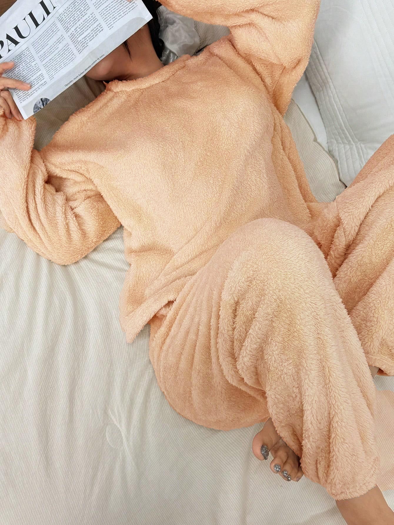 Women's Ultra Soft Fleece Lounge Set - Peach