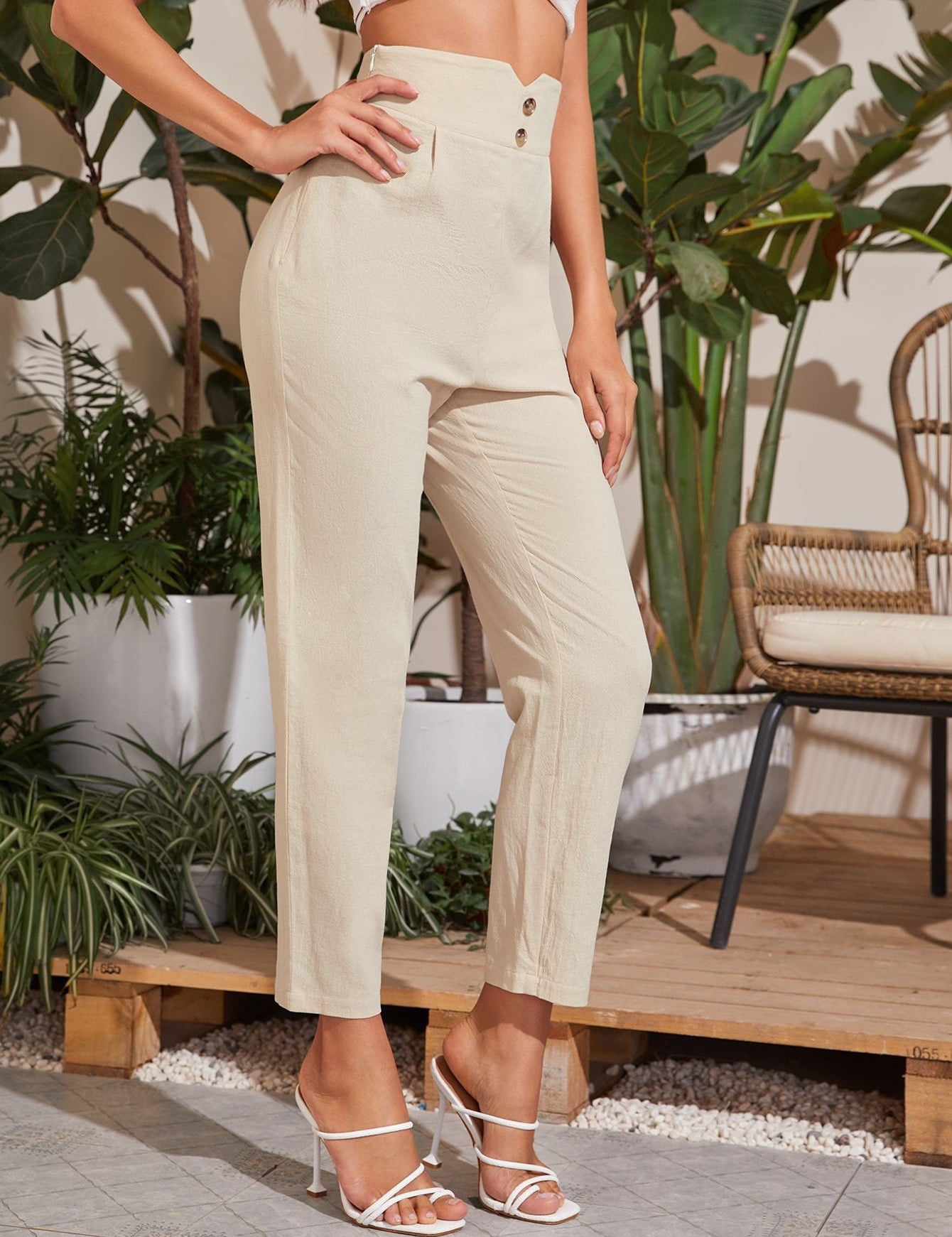 KOTTY Womens Solid Attractive High Rise Pant