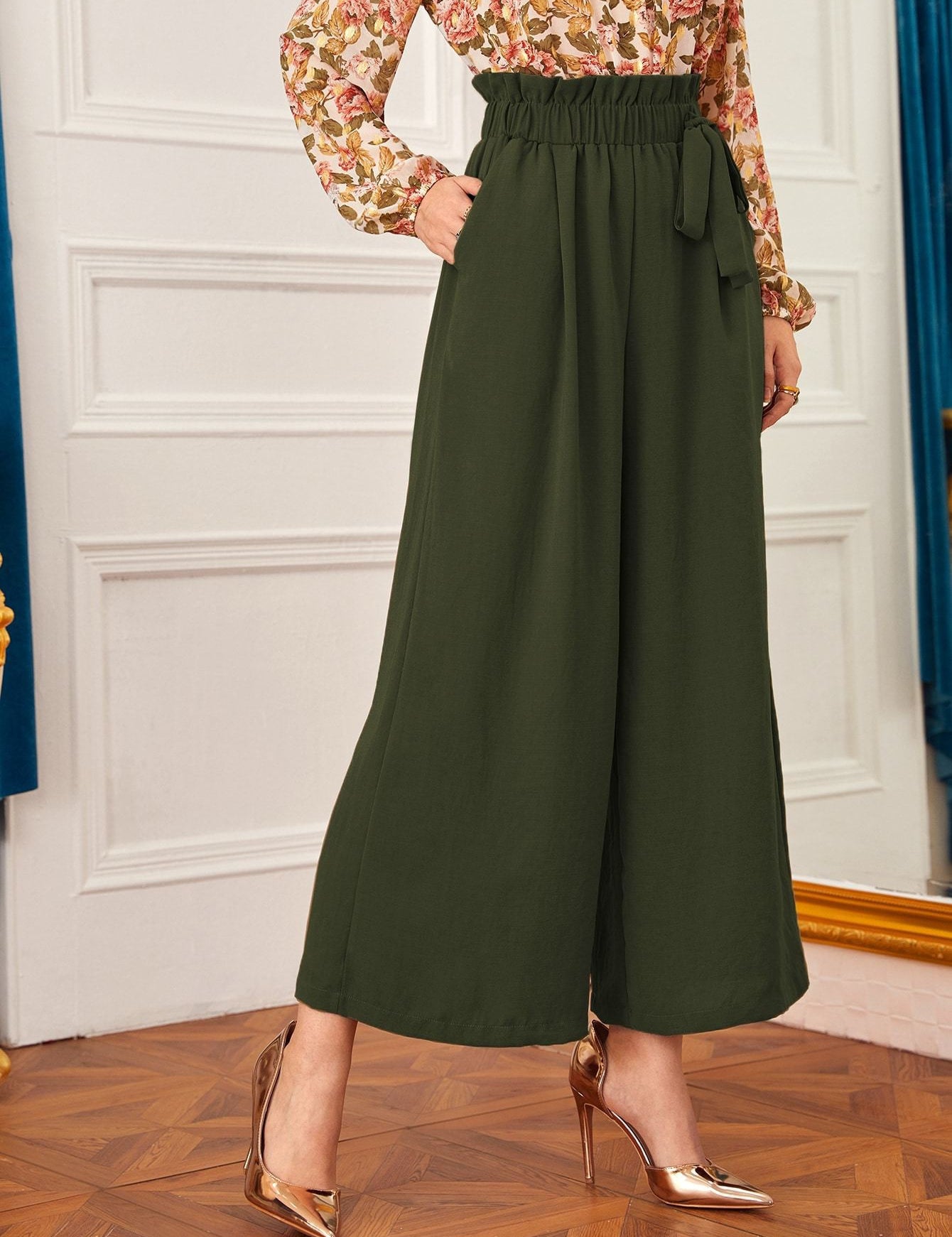 KOTTY Relaxed Women Green Trousers 