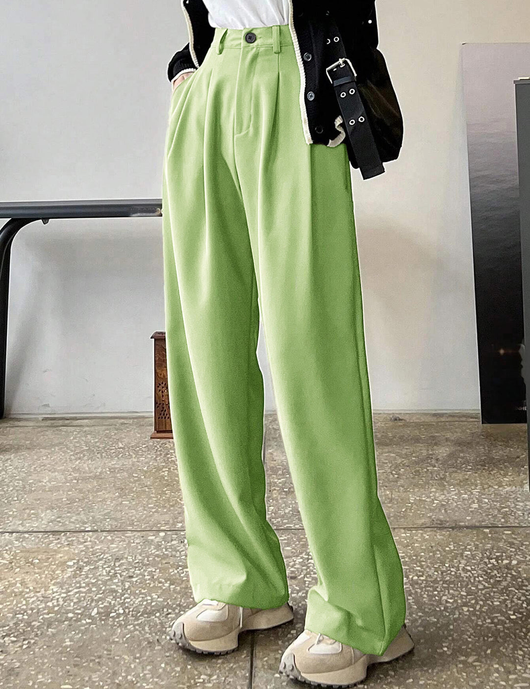 KOTTY Regular Fit Women Solid Trousers Tea Green