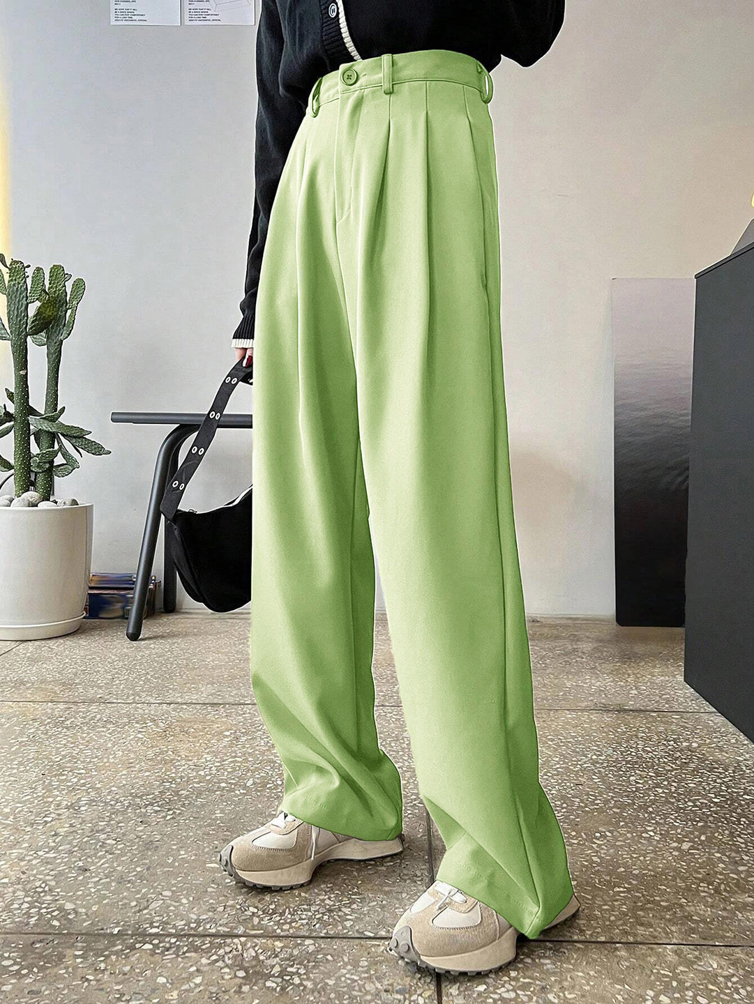 KOTTY Regular Fit Women Solid Trousers Tea Green