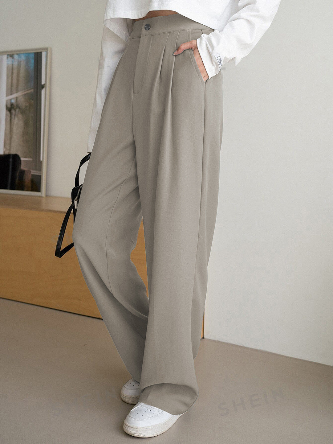 KOTTY Straight Fit Women Grey Trousers 