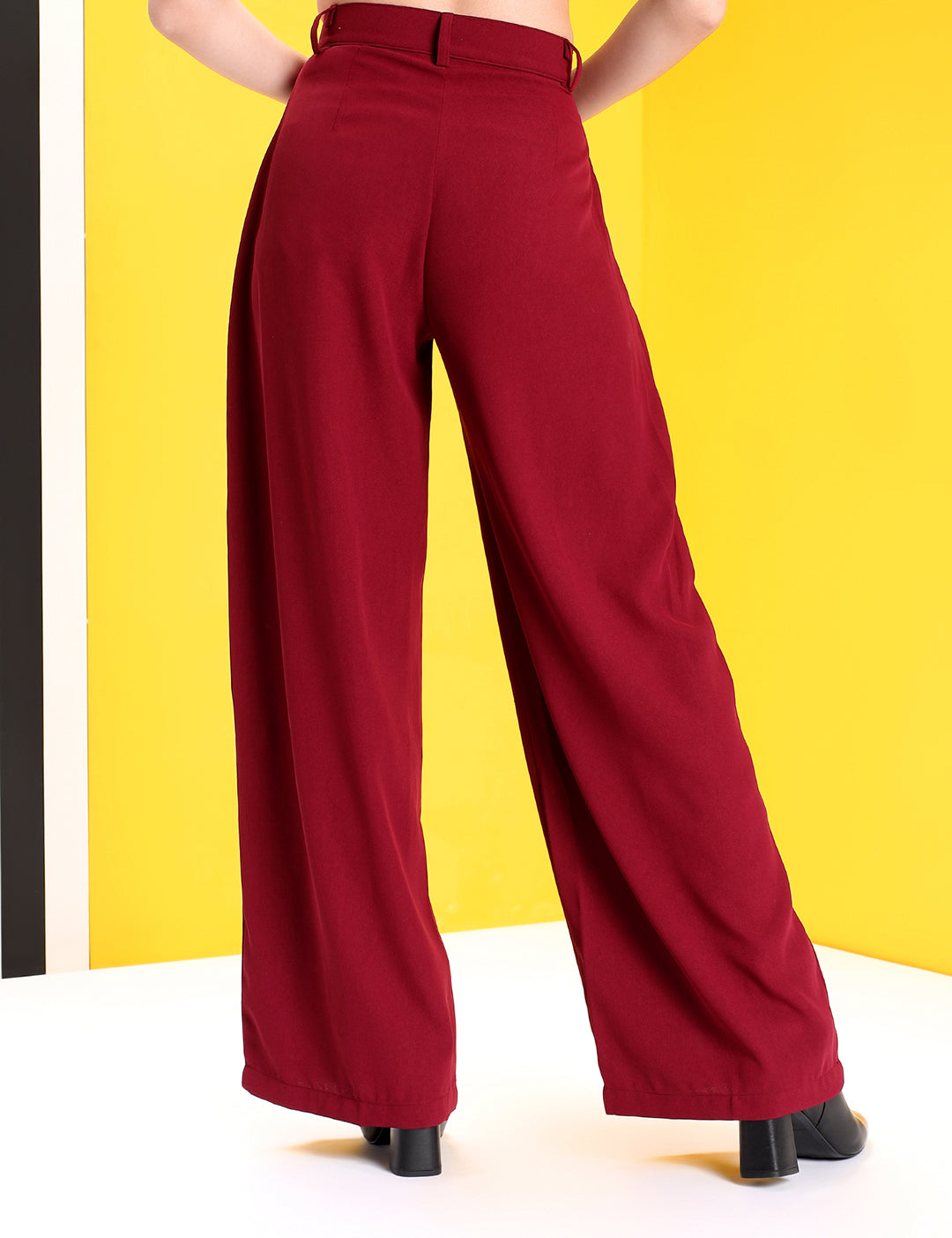 KOTTY Women's Solid Tilted Red Casual Pant