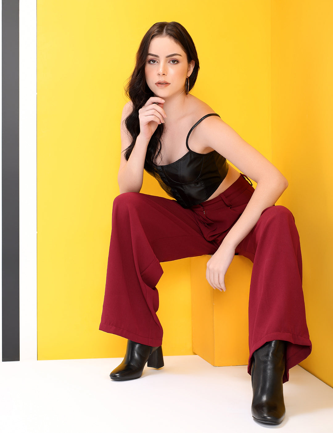 KOTTY Women's Solid Tilted Red Casual Pant