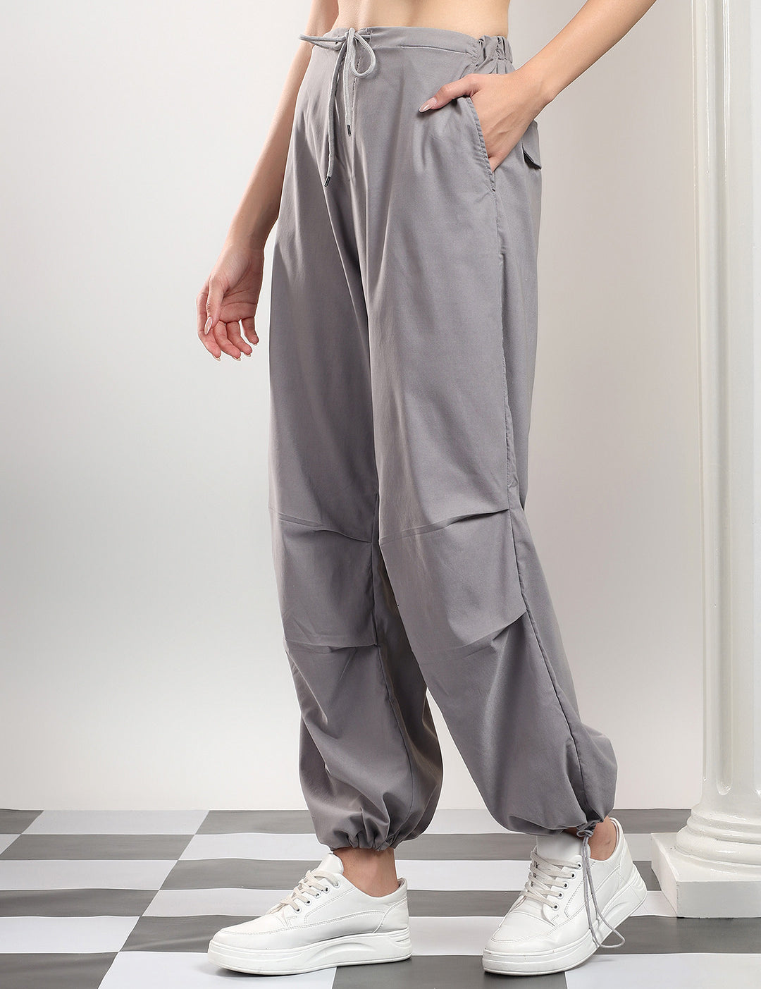 KOTTY Relaxed Women Grey Trousers 