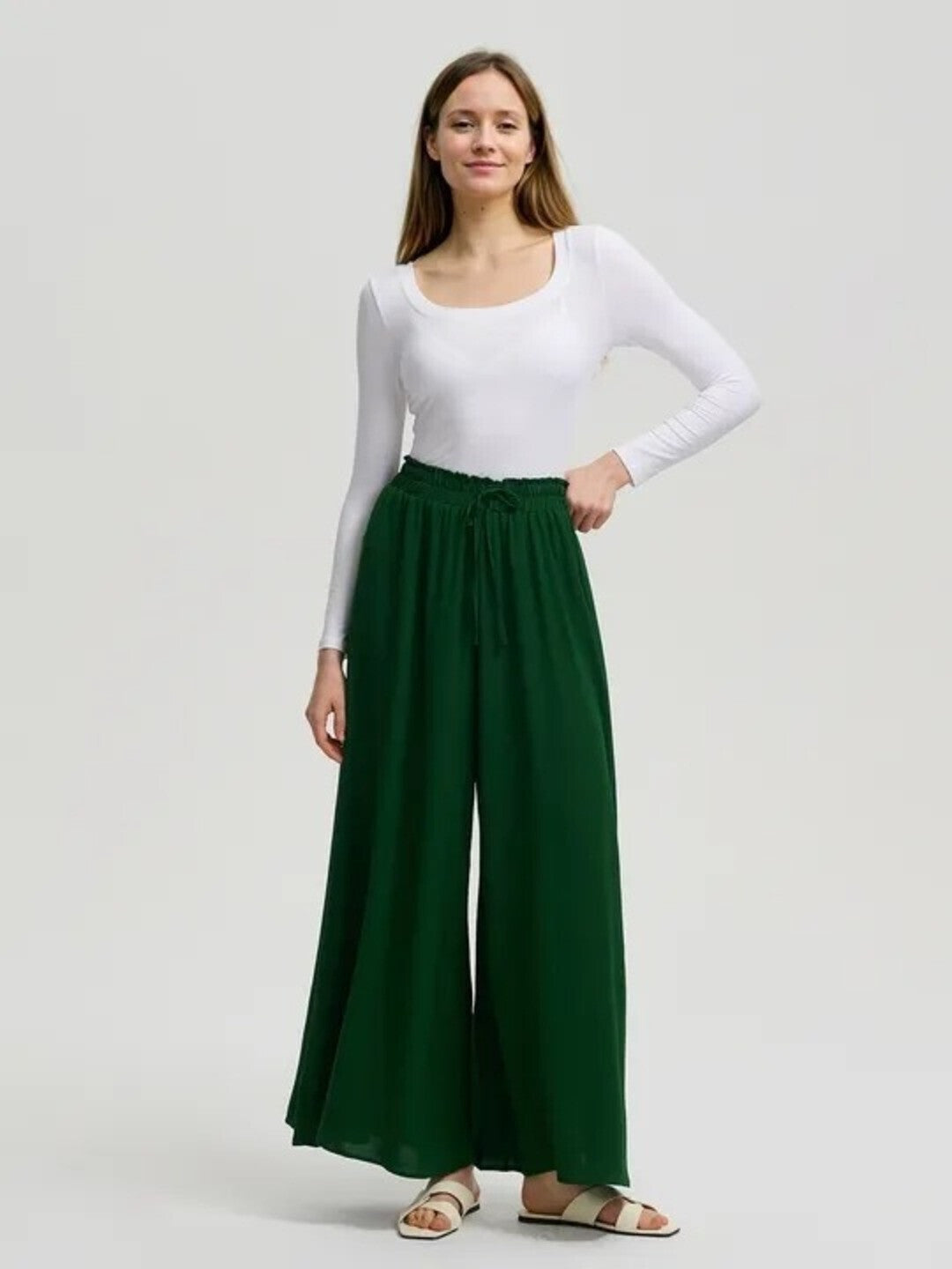 KOTTY Loose Fit Women Dark Green Trousers 