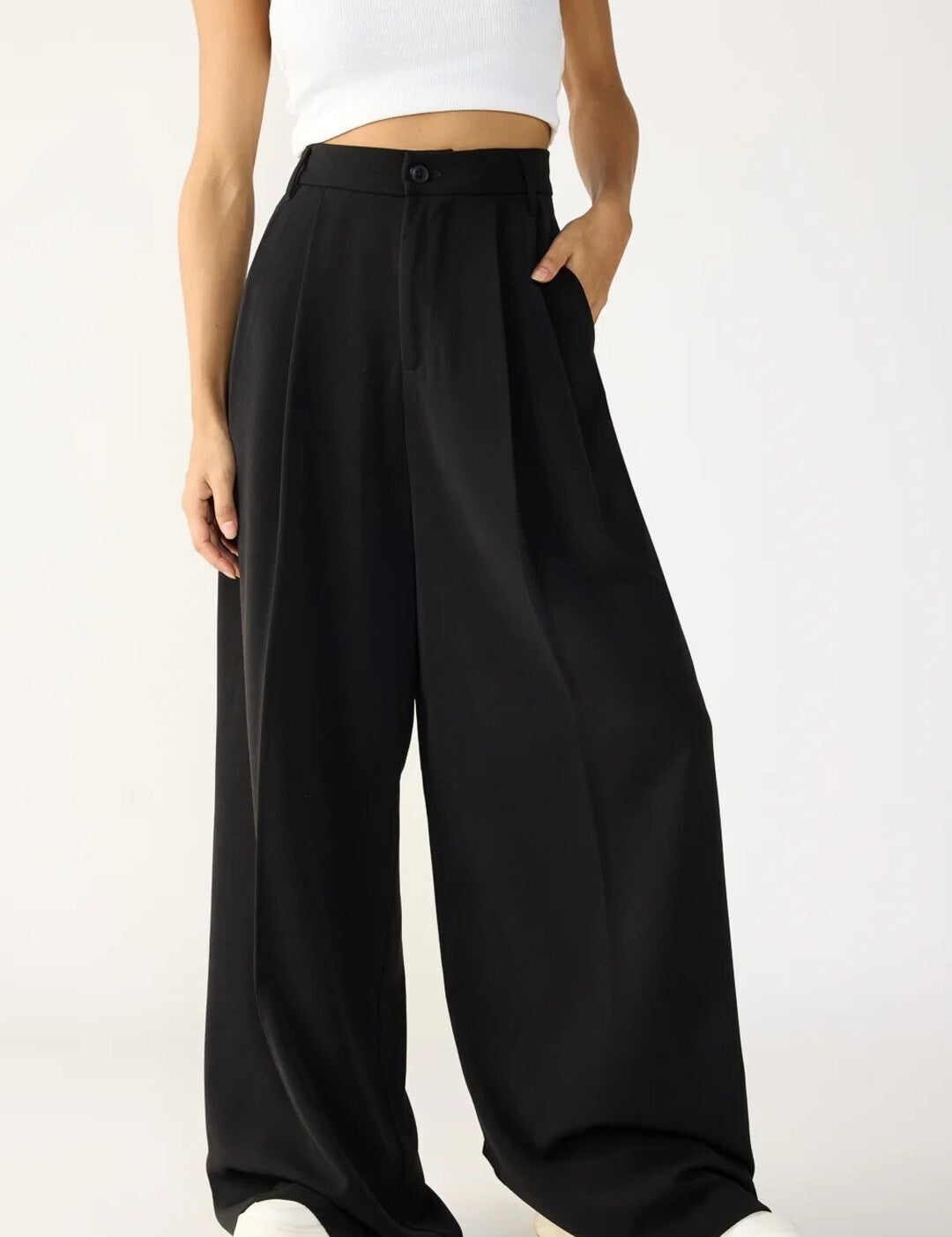 KOTTY Loose Fit Women Black Trousers 