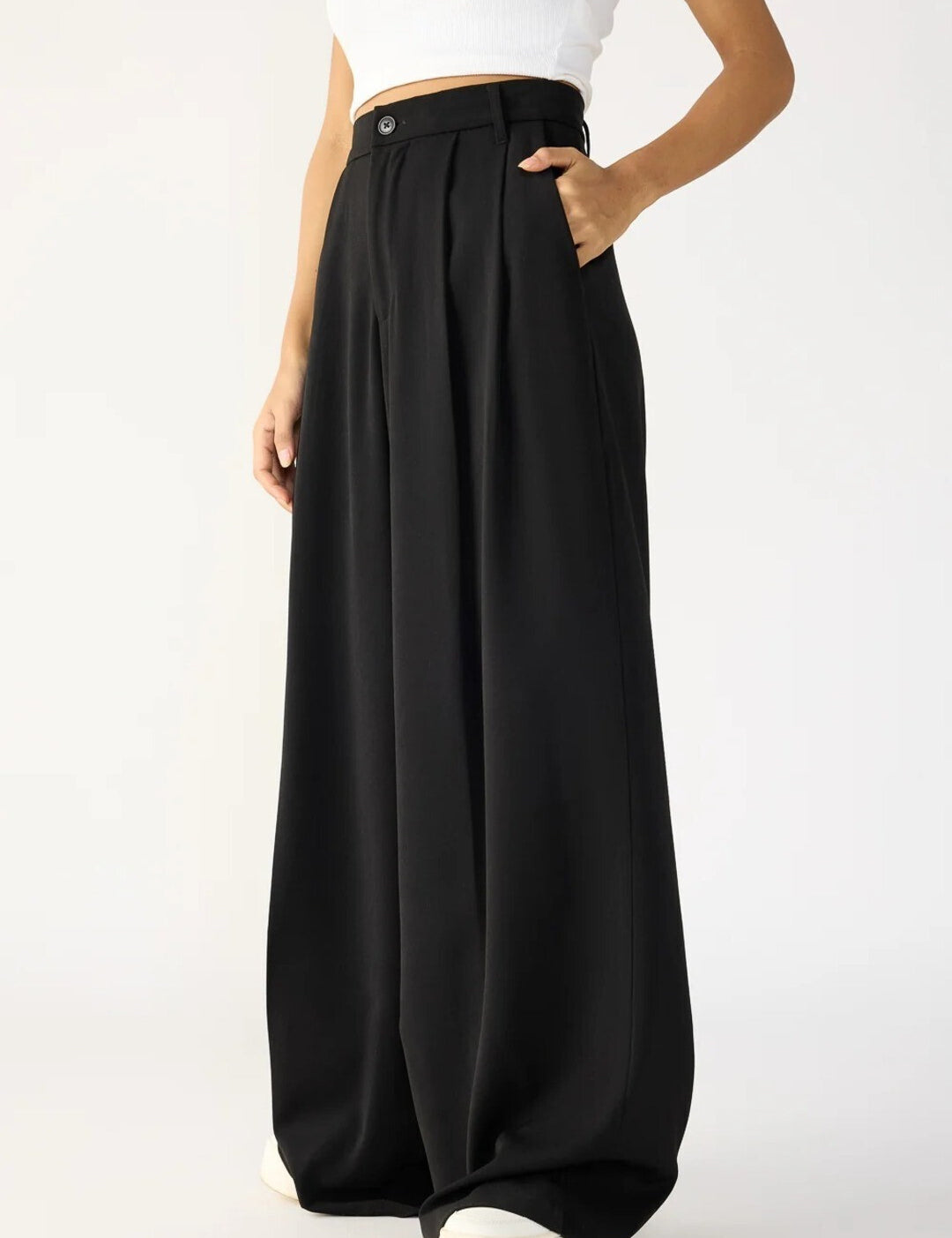 KOTTY Loose Fit Women Black Trousers 