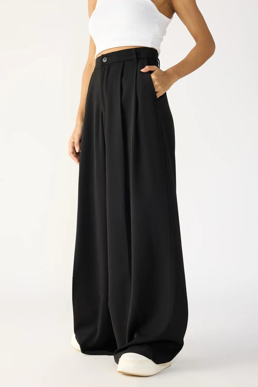 KOTTY Loose Fit Women Black Trousers 