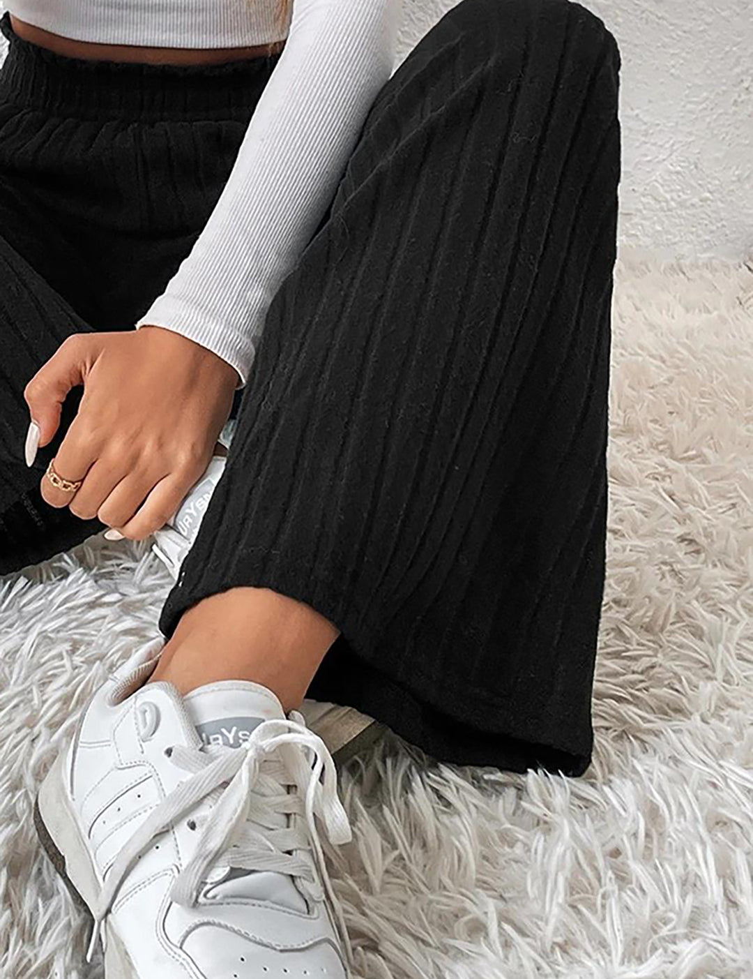 KOTTY Straight Fit Women Black Trousers 