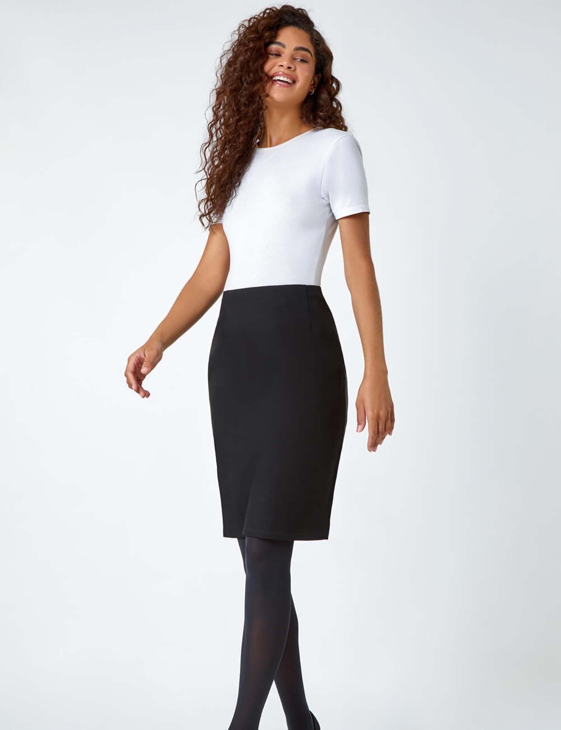 KTTWOMENSSKIRT174_black_1_ff83f3ad-afda-4a53-aff4-1c3377f2aefb.jpg