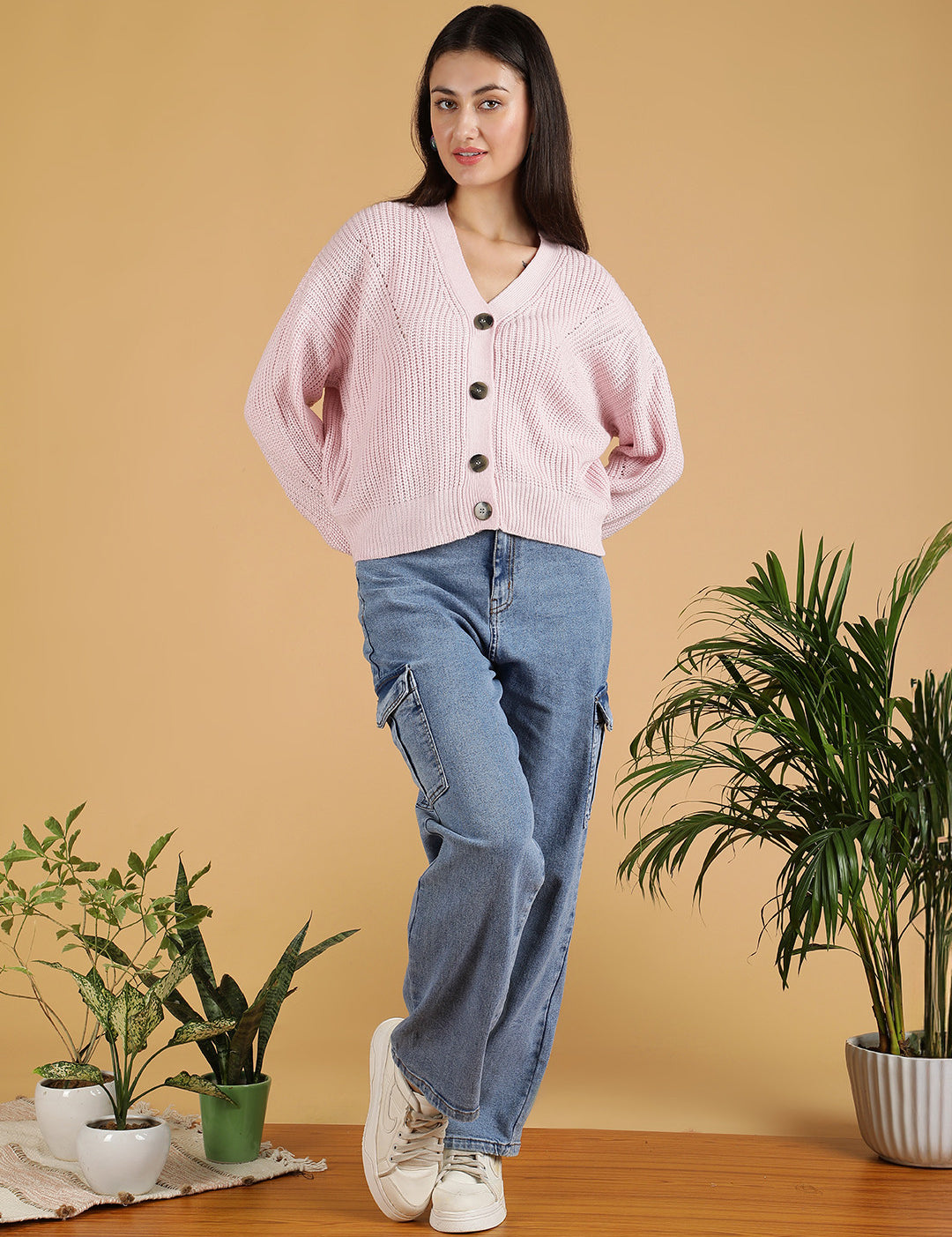 KOTTY Solid V Neck Casual Women Pink Sweater 