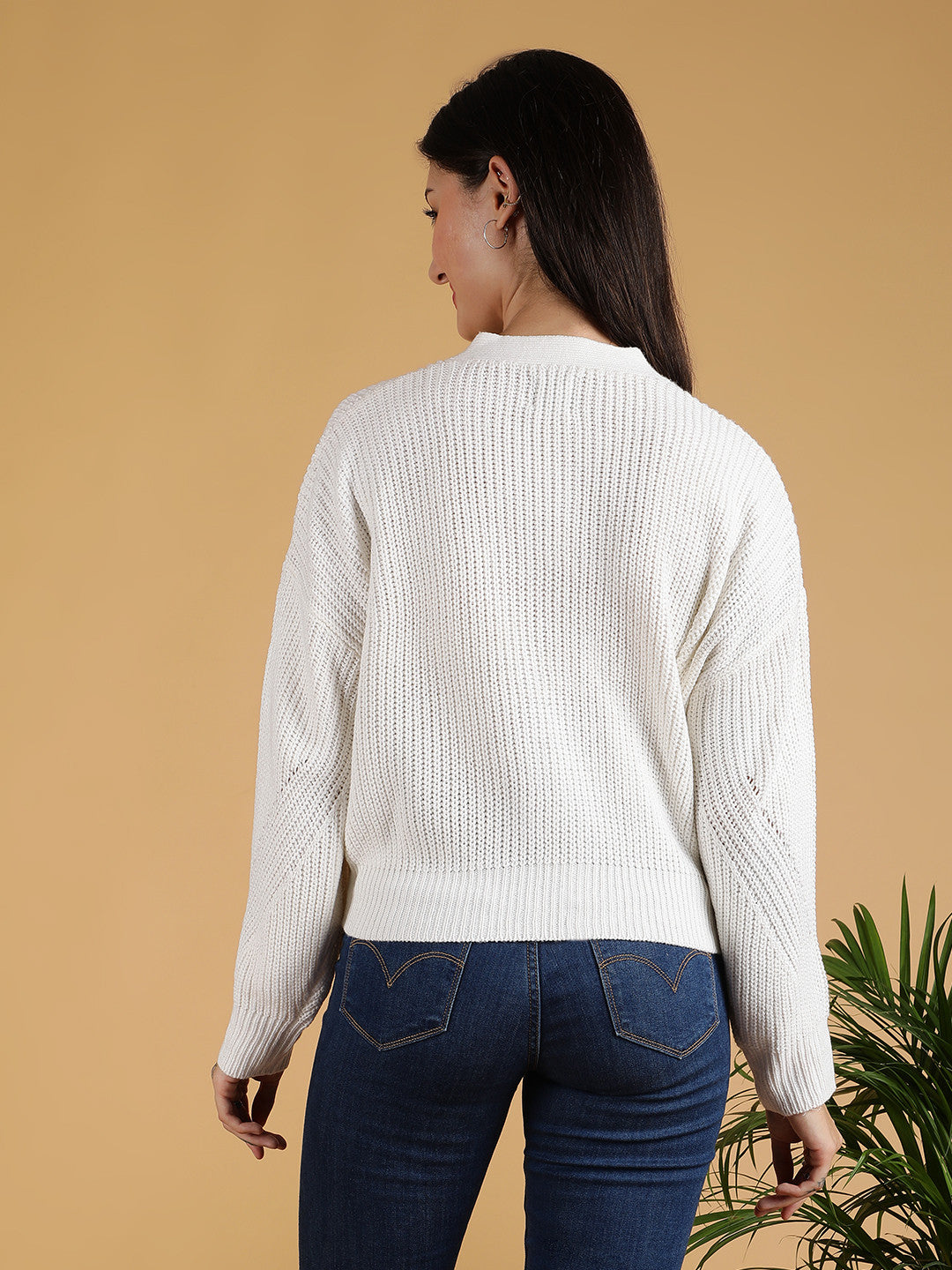 KOTTY Solid V Neck Casual Women White Sweater 