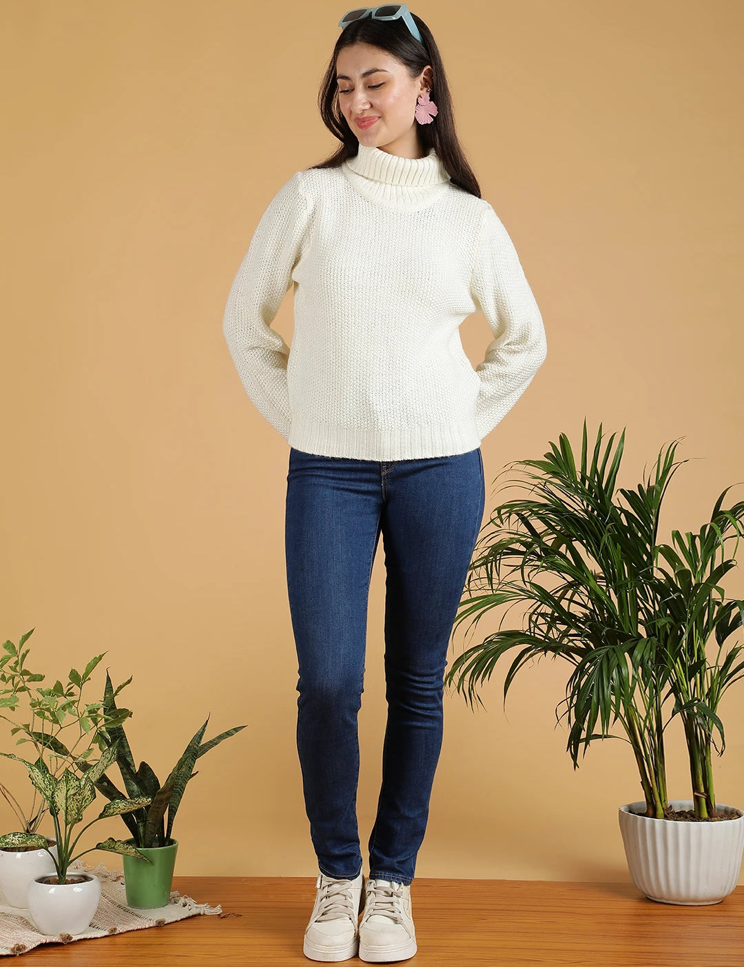 KOTTY Solid High Neck Casual Women White Sweater 