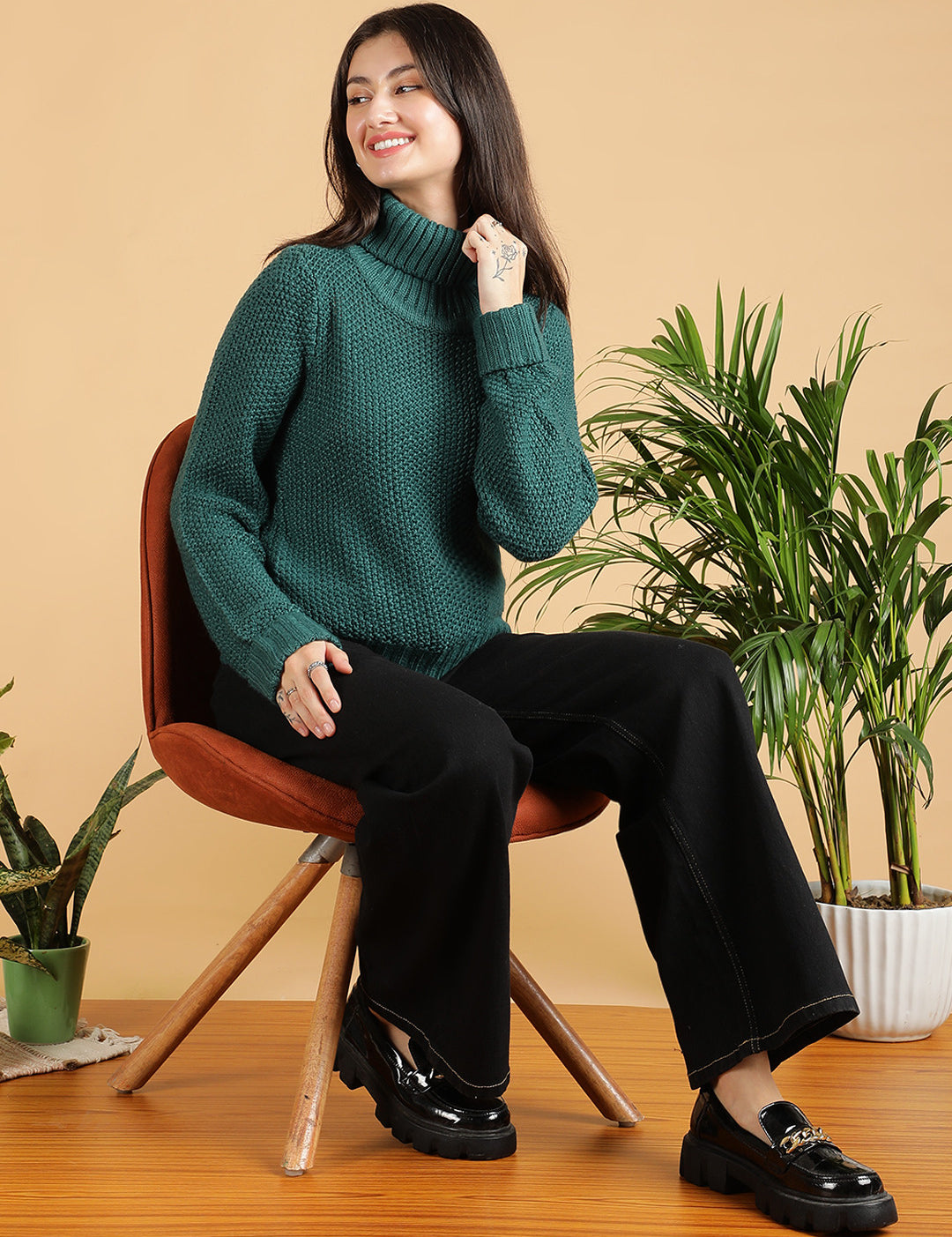 KOTTY Solid High Neck Casual Women Green Sweater 