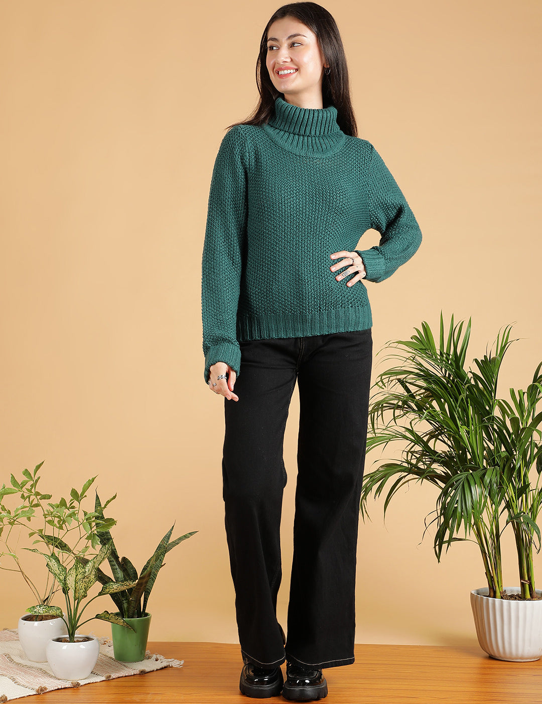 KOTTY Solid High Neck Casual Women Green Sweater 