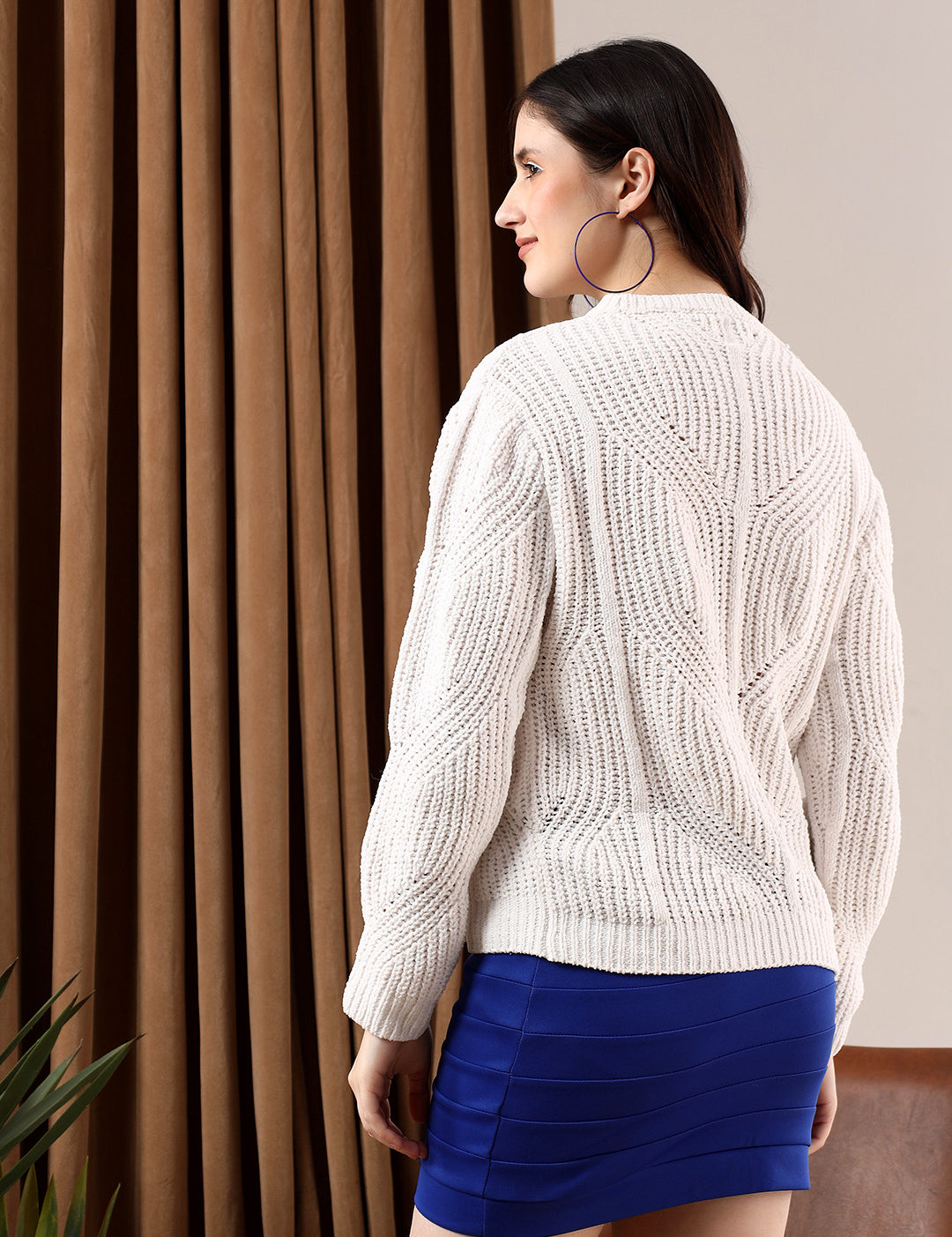 KOTTY Solid Round Neck Casual Women White Sweater 