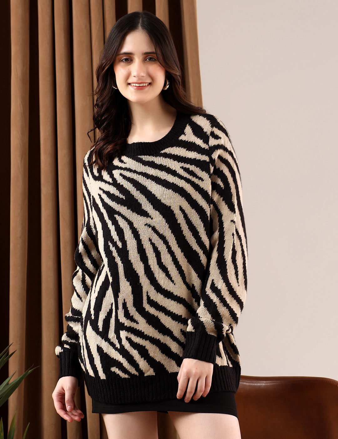 KOTTY Printed Round Neck Casual Women Multicolor Sweater 