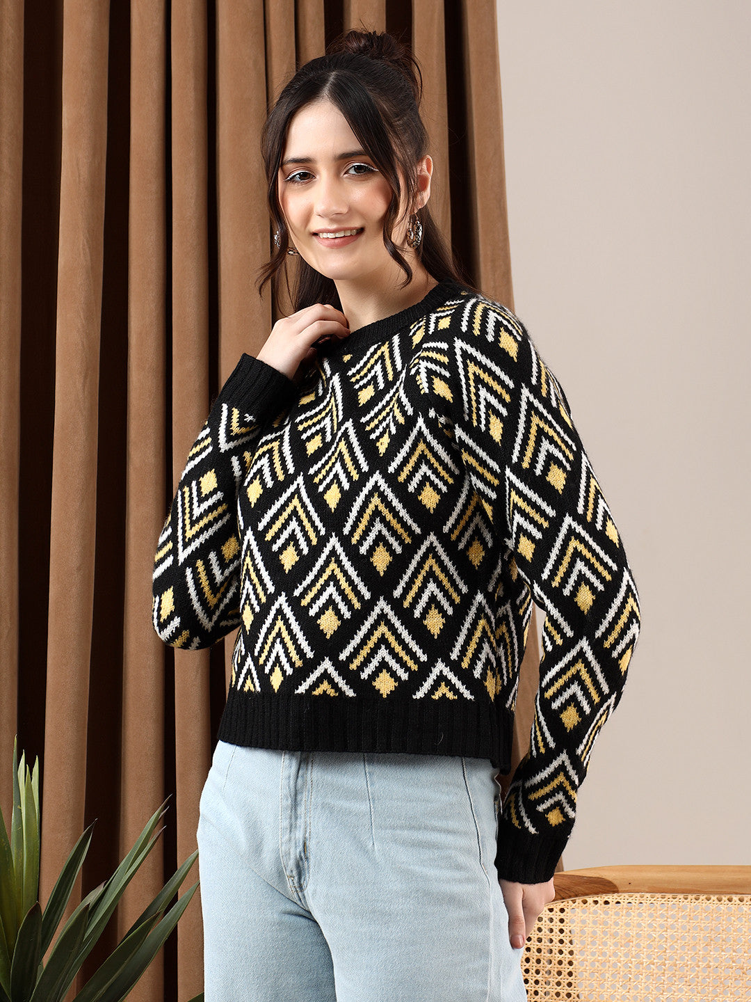 KOTTY Colorblock Round Neck Casual Women Multicolor Sweater 