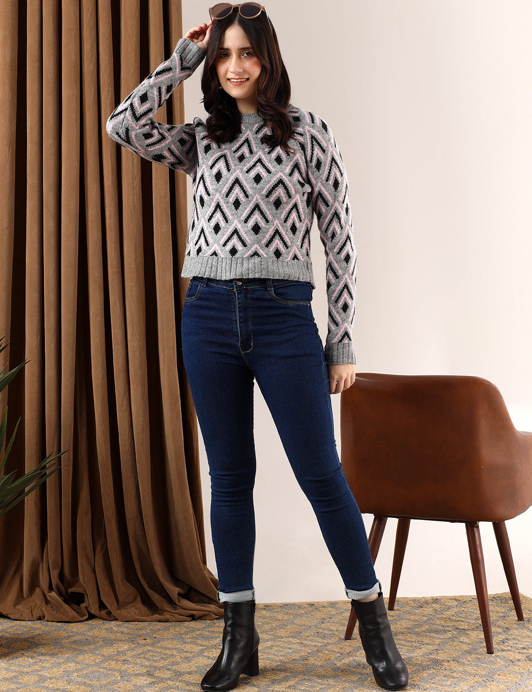 KOTTY Printed Round Neck Casual Women Multicolor Sweater 