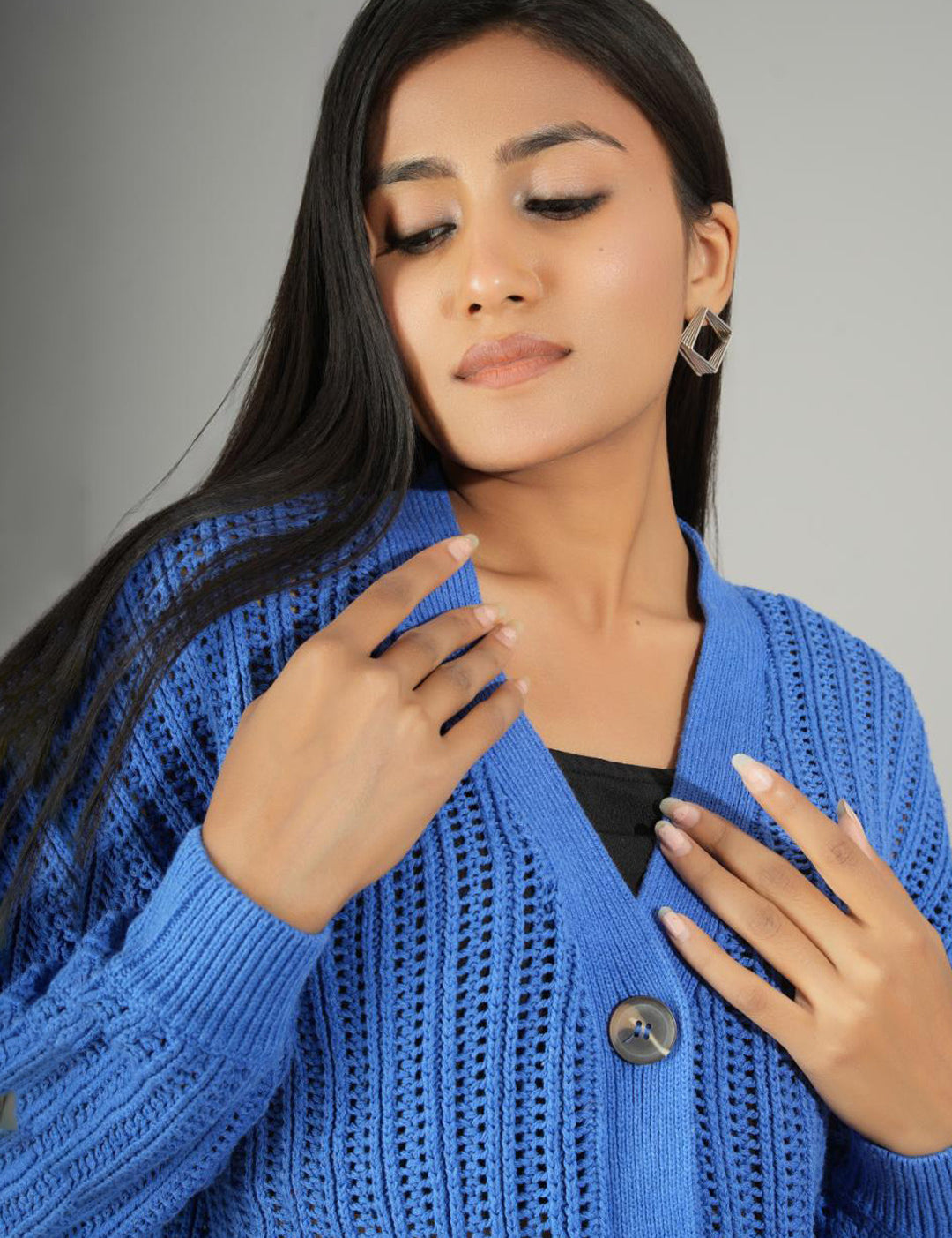 KOTTY Solid V Neck Casual Women Blue Sweater 