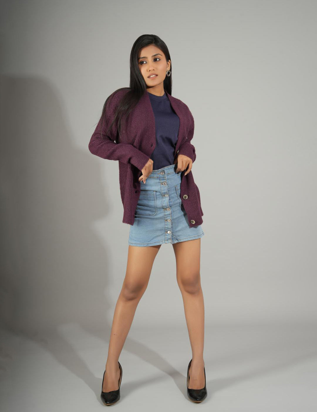 KOTTY Solid V Neck Casual Women Maroon Sweater 