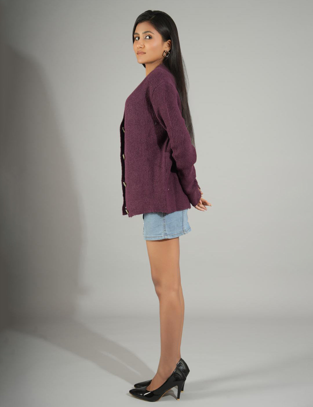 KOTTY Solid V Neck Casual Women Maroon Sweater 