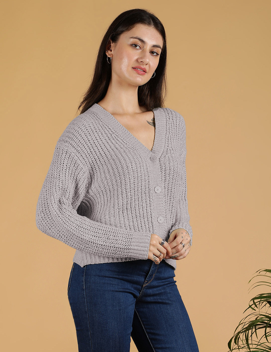 KOTTY Solid V Neck Casual Women Grey Sweater 