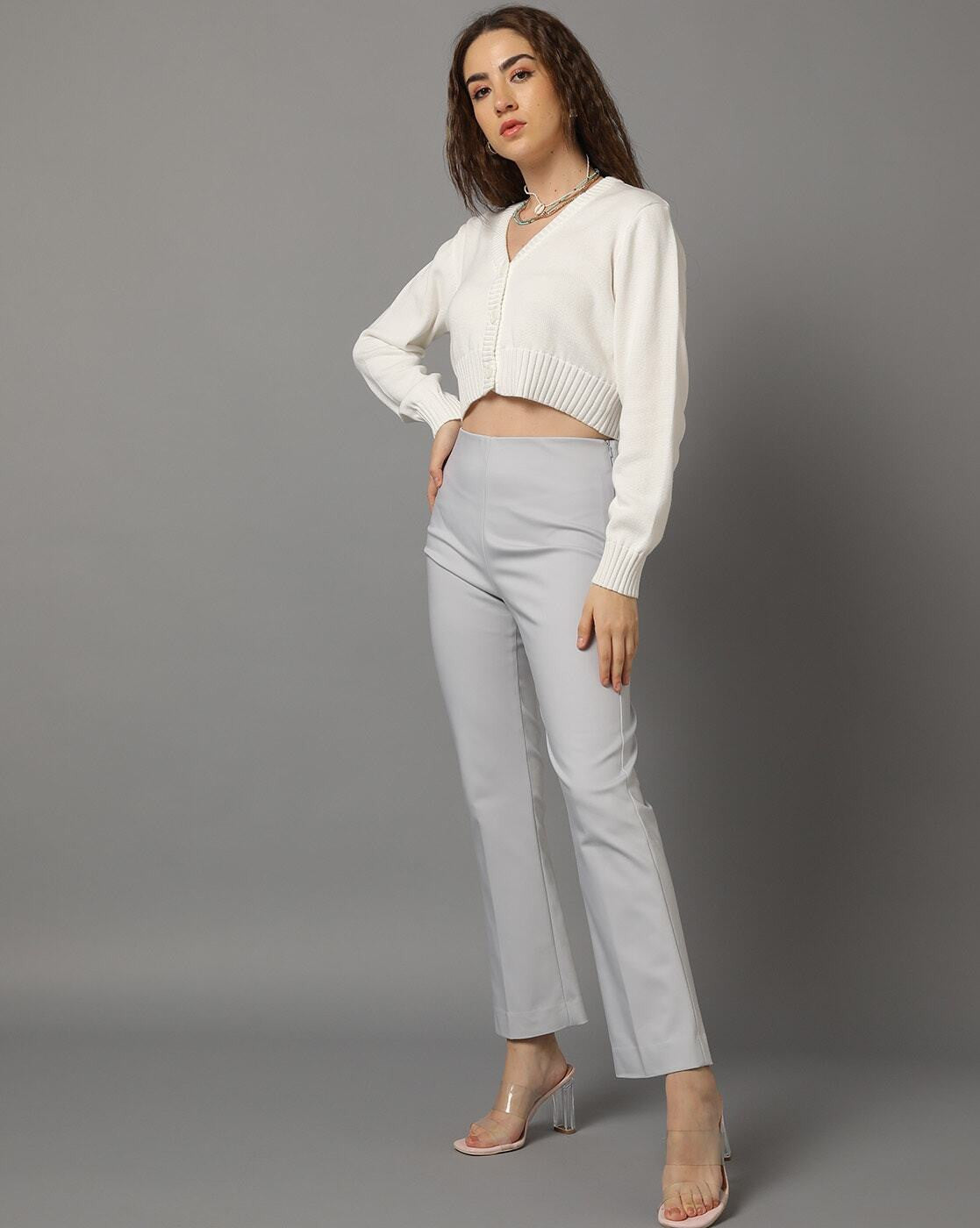 KOTTY Solid V Neck Casual Women White Sweater 