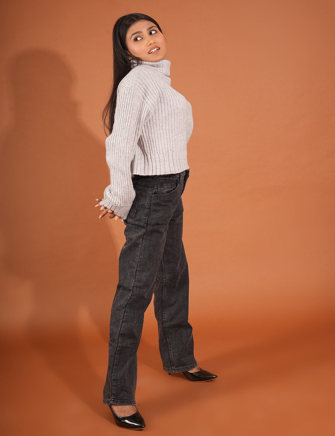 KOTTY Solid High Neck Casual Women Grey Sweater 