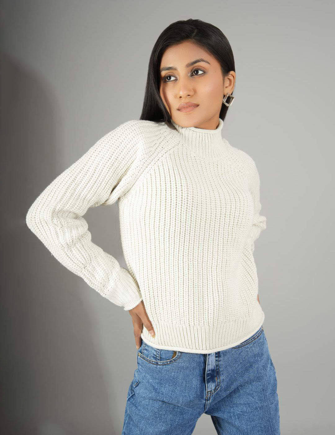 KOTTY Solid High Neck Casual Women White Sweater 