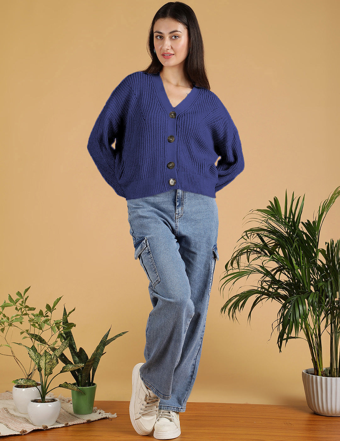 KOTTY Solid V Neck Casual Women Blue Sweater 