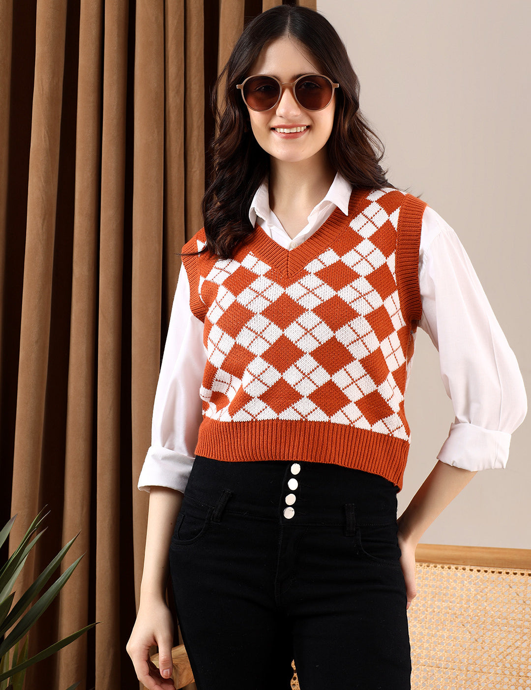 KOTTY Printed V Neck Casual Women Multicolor Sweater 