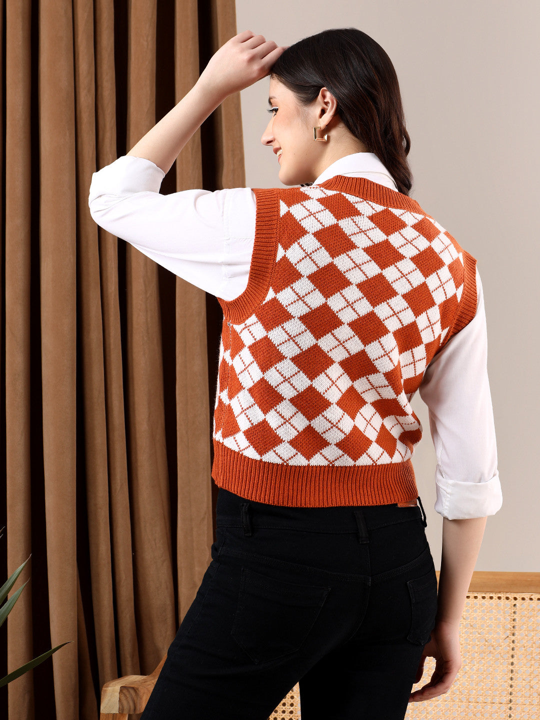 KOTTY Printed V Neck Casual Women Multicolor Sweater 