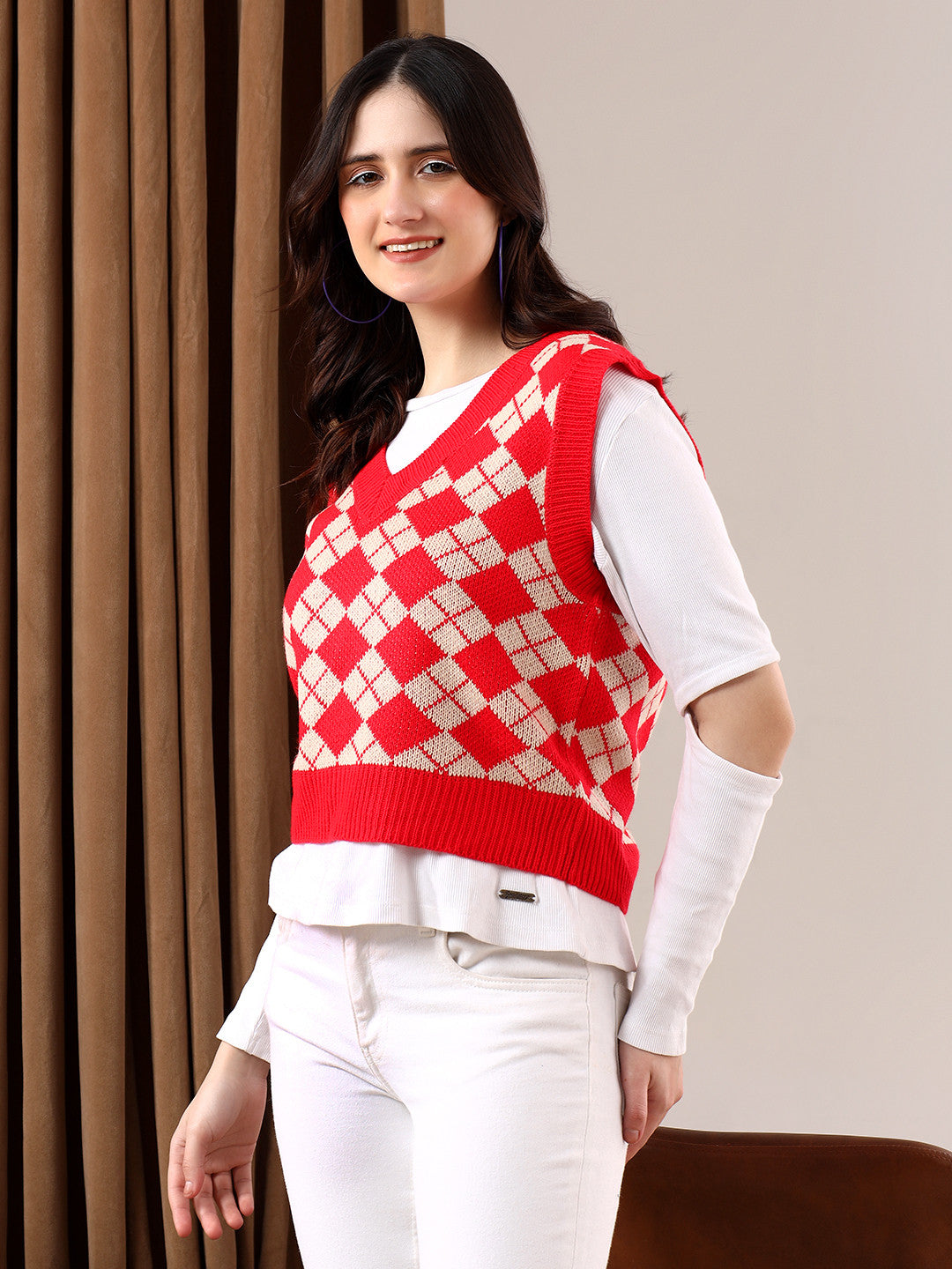 KOTTY Printed V Neck Casual Women Multicolor Sweater 