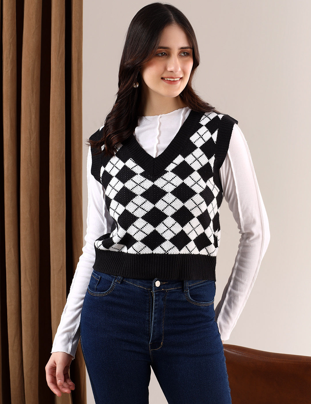 KOTTY Printed V Neck Casual Women Multicolor Sweater 