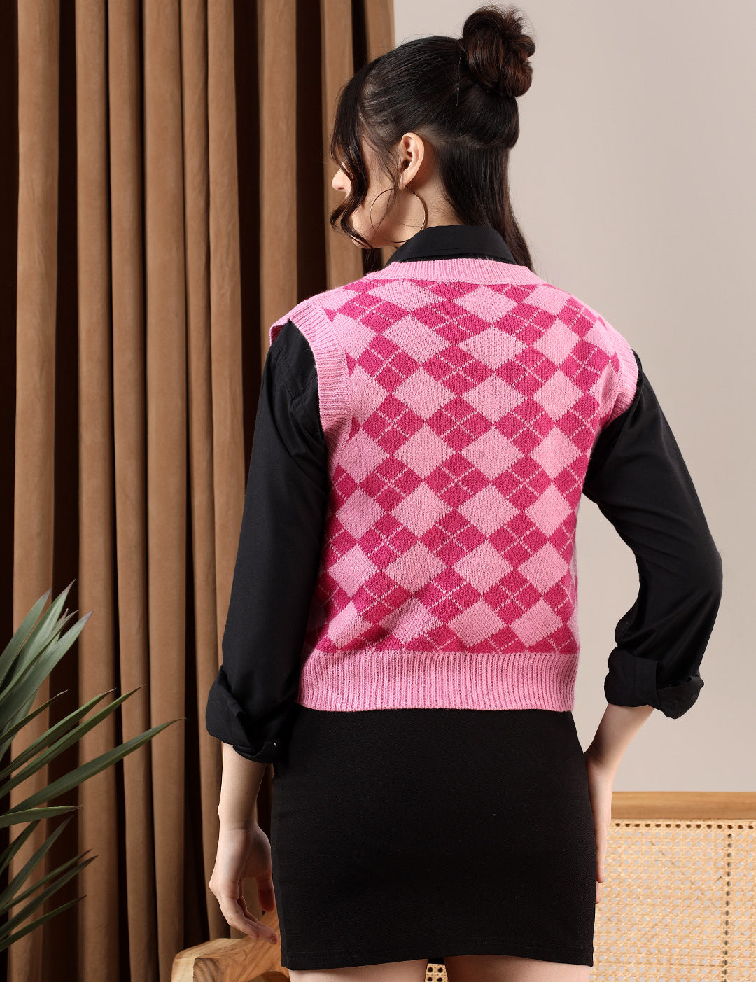 KOTTY Printed V Neck Casual Women Multicolor Sweater 