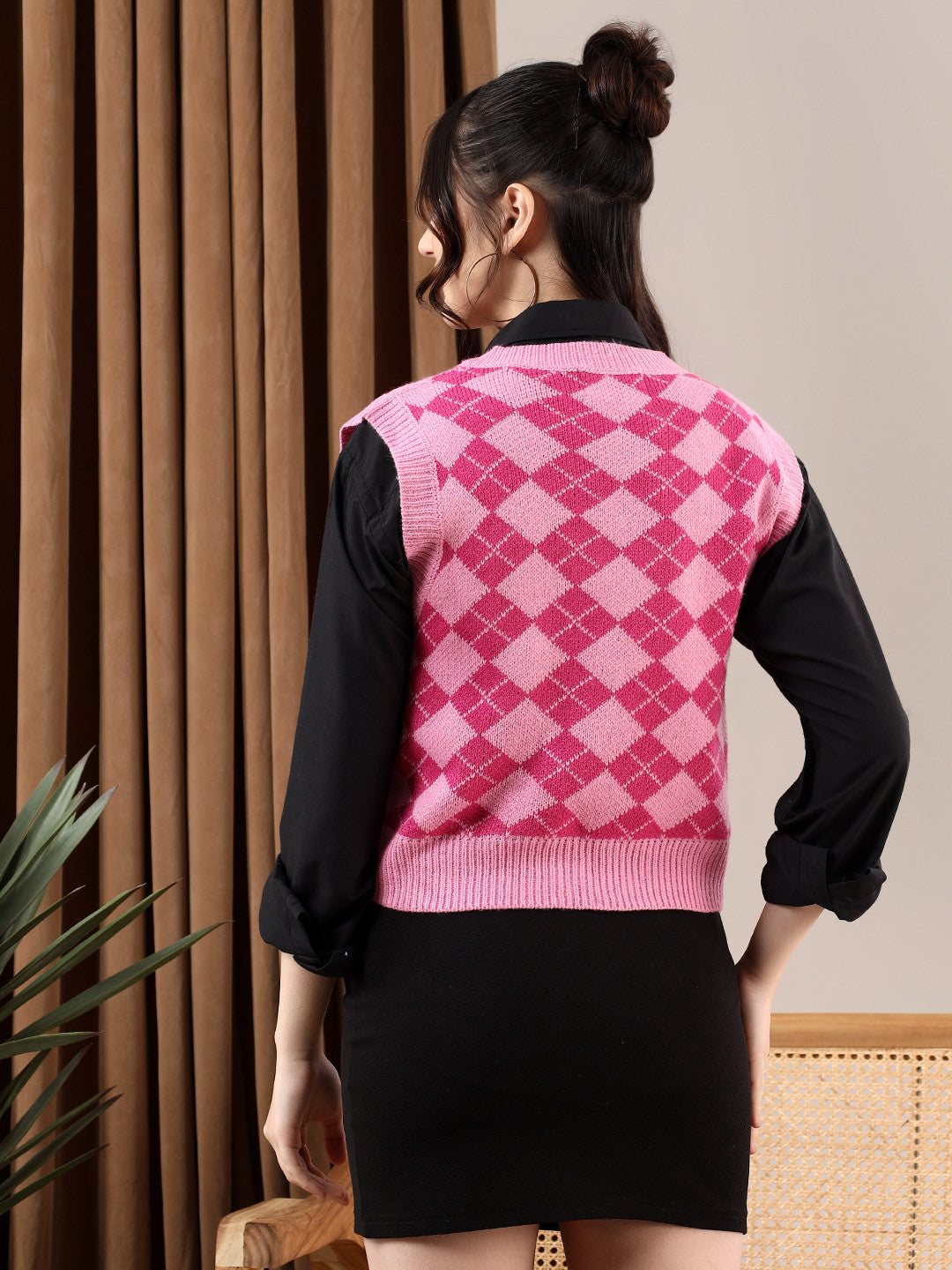 KOTTY Printed V Neck Casual Women Multicolor Sweater 