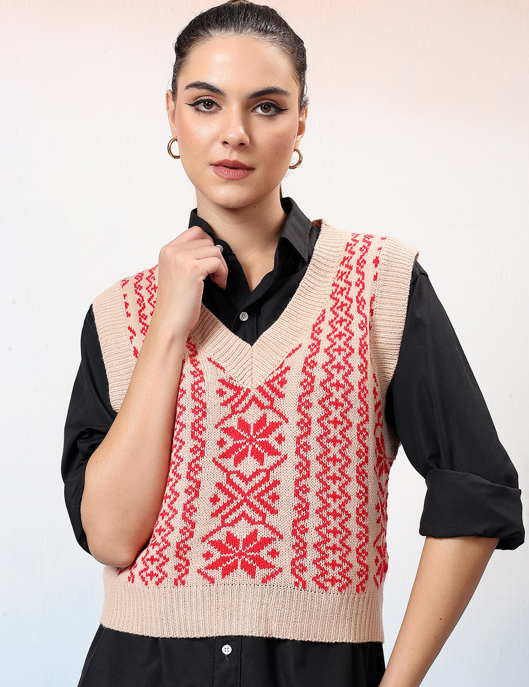 KOTTY Printed V Neck Casual Women Multicolor Sweater 
