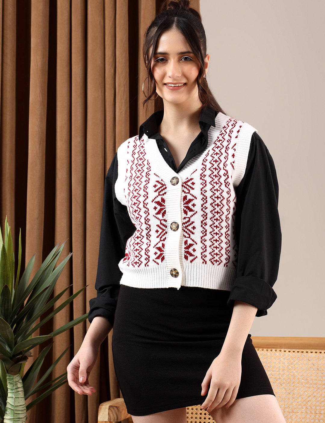 KOTTY Printed V Neck Casual Women Multicolor Sweater 
