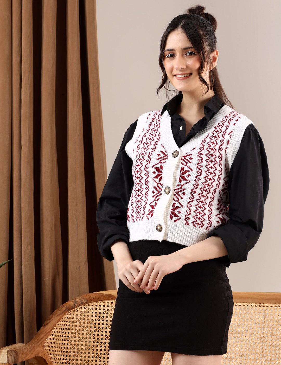 KOTTY Printed V Neck Casual Women Multicolor Sweater 
