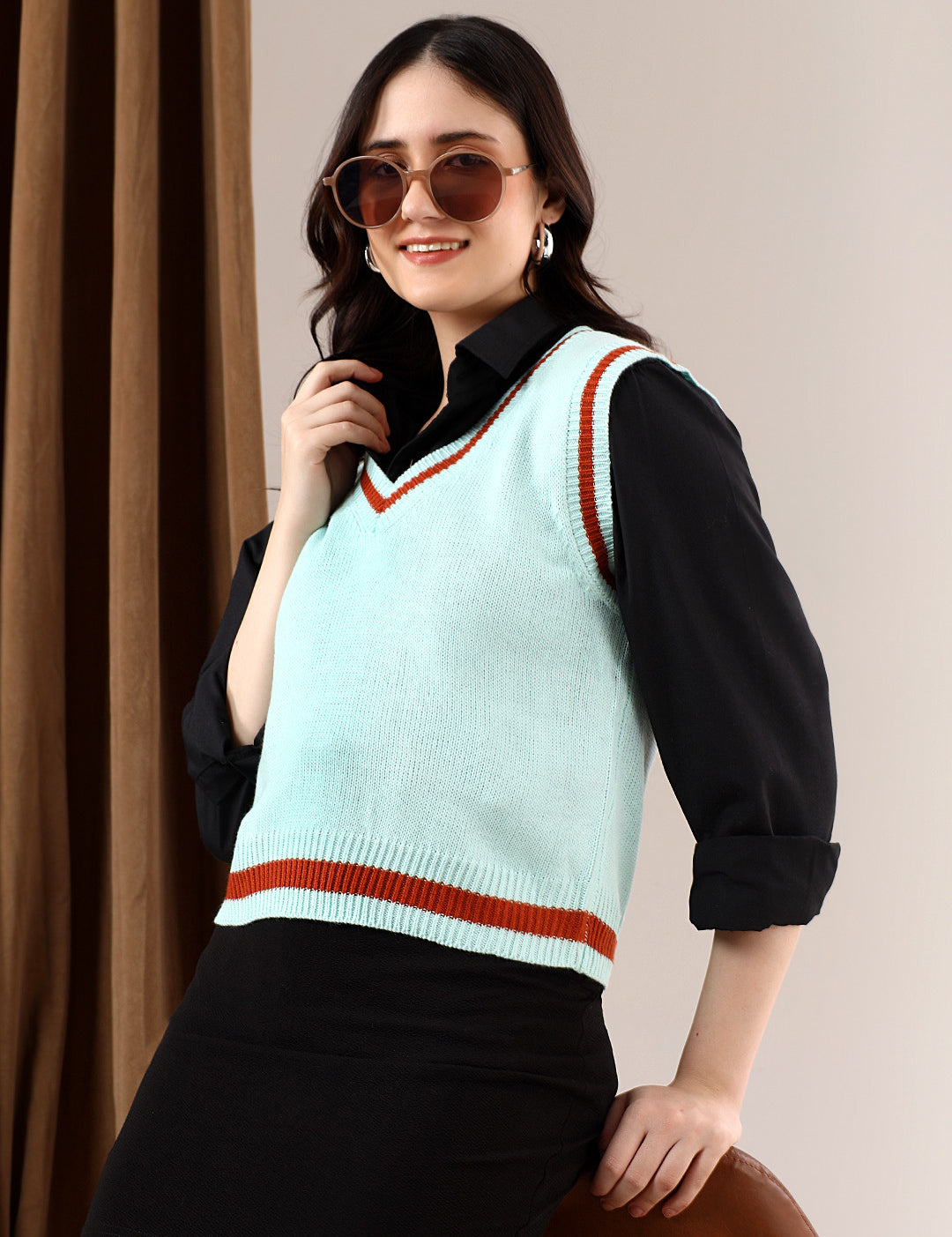 KOTTY Printed V Neck Casual Women Green Sweater 