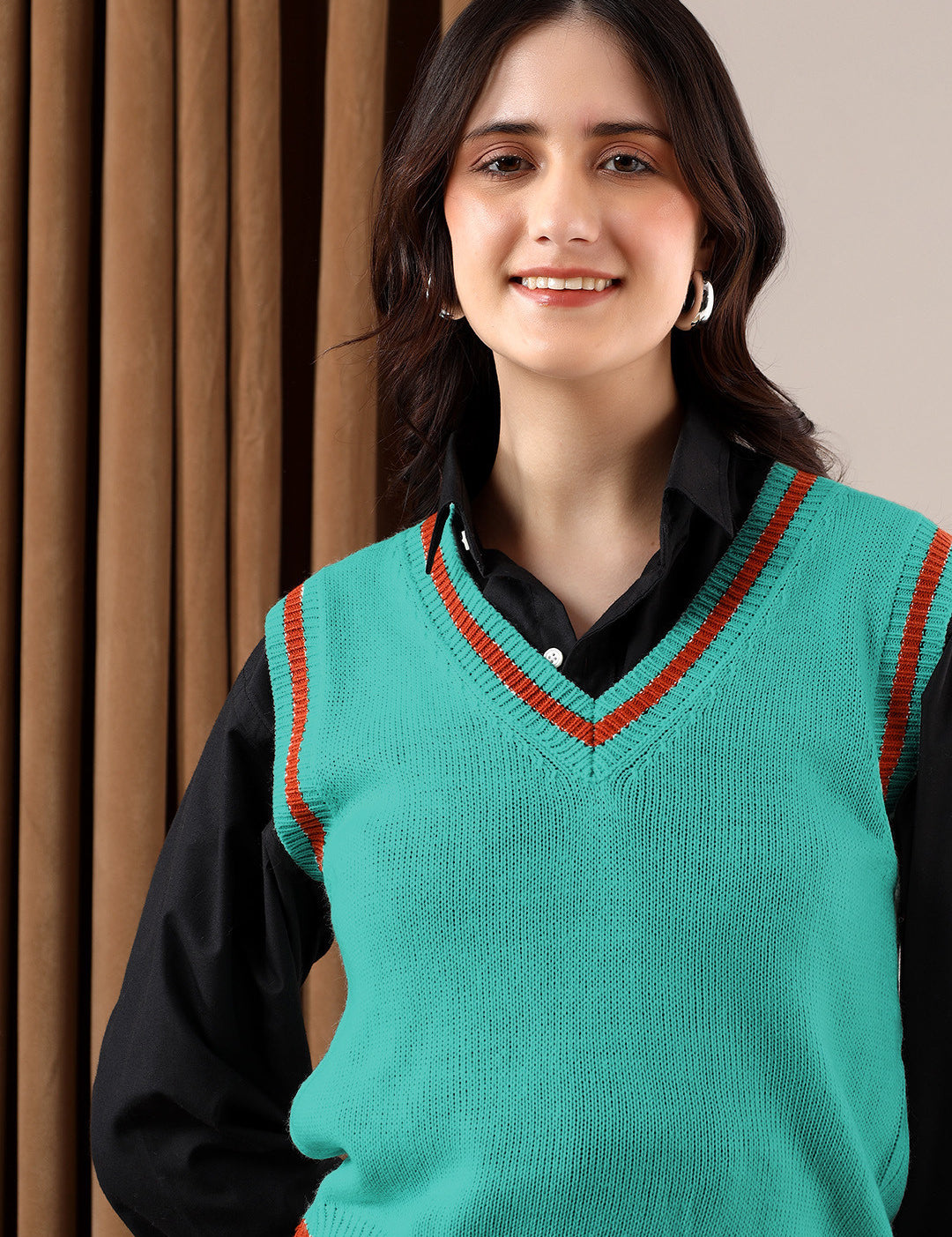 KOTTY Printed V Neck Casual Women Blue Sweater 