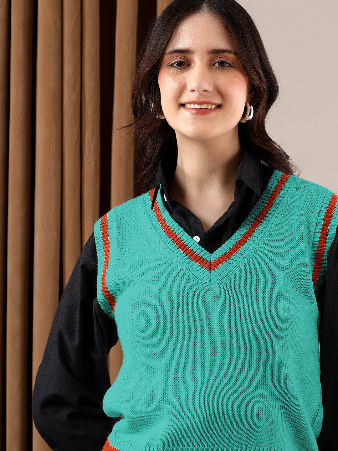 KOTTY Printed V Neck Casual Women Blue Sweater 